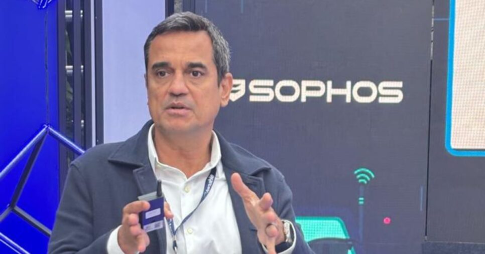 Arthur Capella, diretor-geral da Tenable no Brasil. Foto: Divulgação