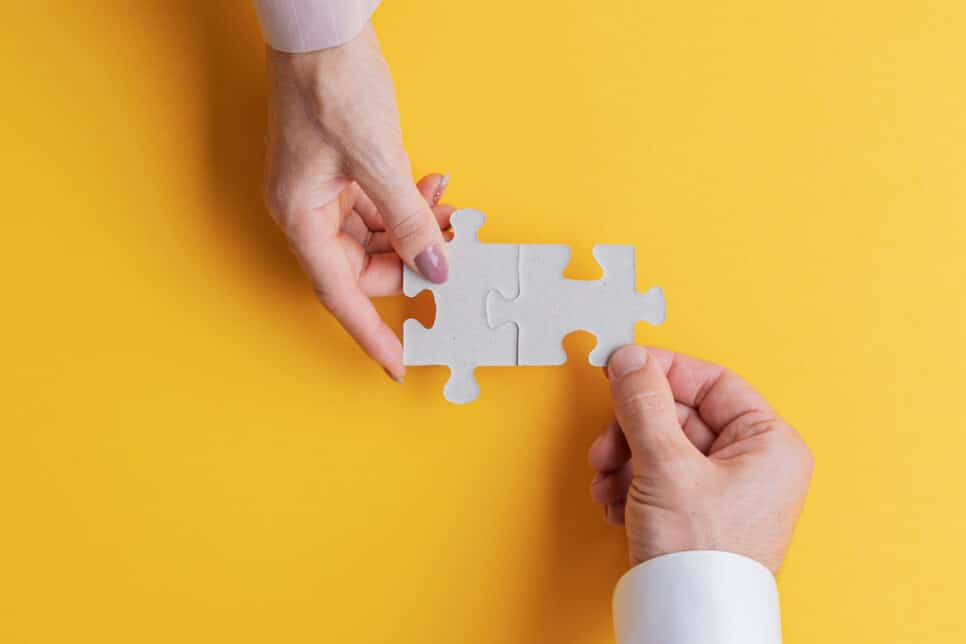 Aquisição TIM. Imagem: Shutterstock