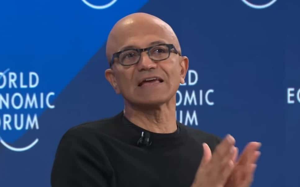 IA precisa provar utilidade para continuar existindo, afirma CEO da Microsoft