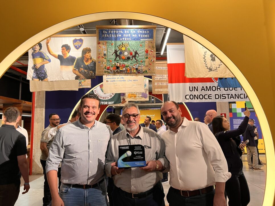 Exbiz foi reconhecida com o prêmio Partner do Ano 2025 durante o Kick-off da CommScope