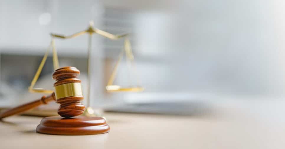 Justiça condena Meta e Google