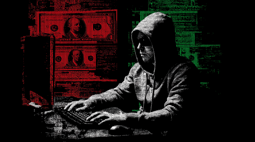 Hacker sentado à mesa, ao fundo é possível ver dinheiro representando golpes pix
